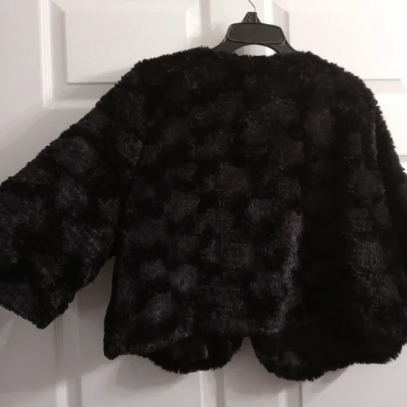 Faux Fur and Gemstone Jacket - Picture 2 of 5